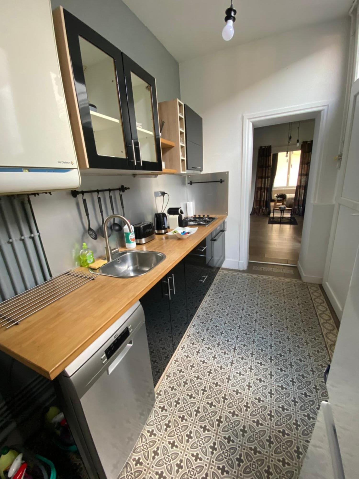 Appartement Hyper Centre Reims Le Gite Du Sorcier Eksteriør bilde