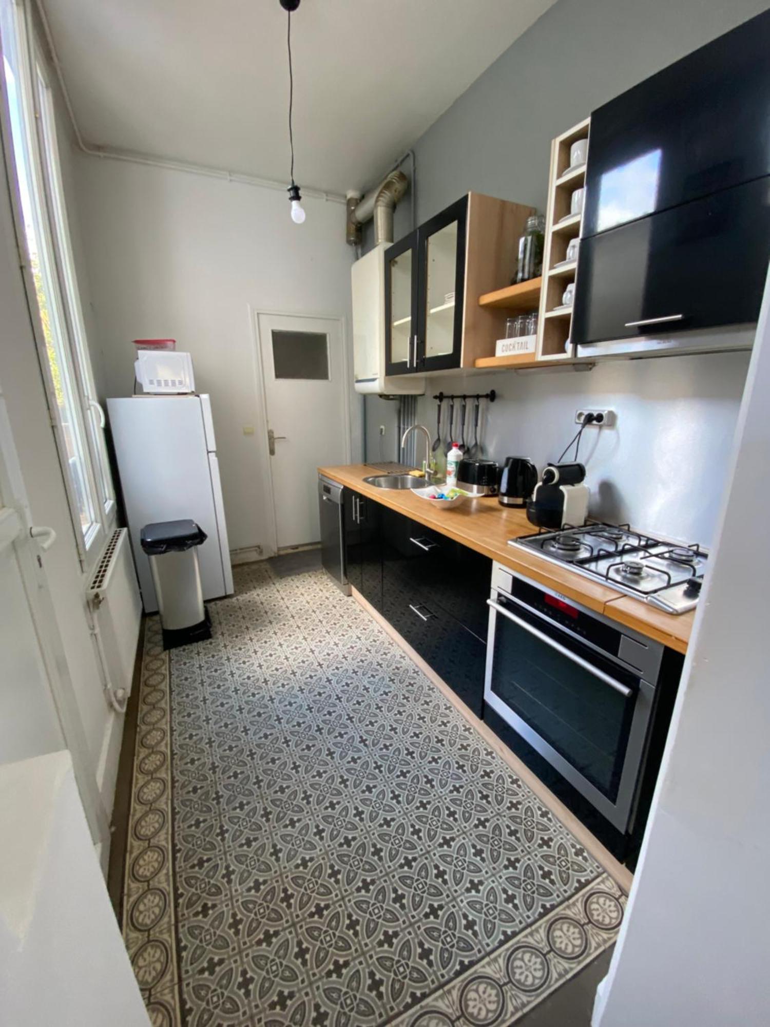 Appartement Hyper Centre Reims Le Gite Du Sorcier Eksteriør bilde